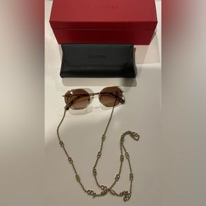 Valentino gold sunglasses w/removable chain/necklace VA2040 307213 $550
